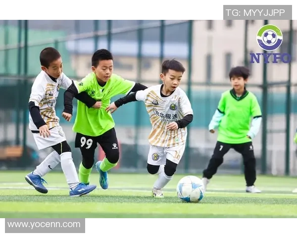 足球盲人如何在绿茵场上追逐梦想与激情的故事